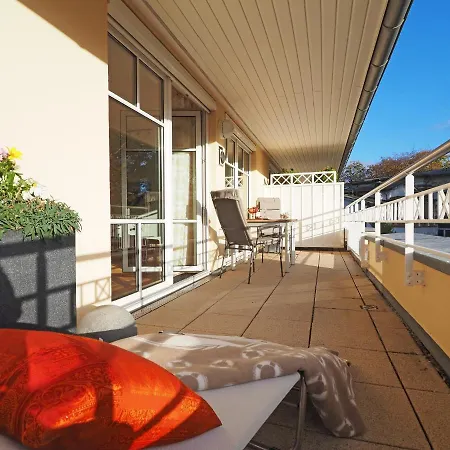 Kaiservillen - Mit 1 Schlafzimmer Und Balkon C24 *